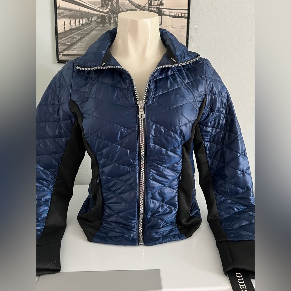 New jacket, super price with tag 🥰